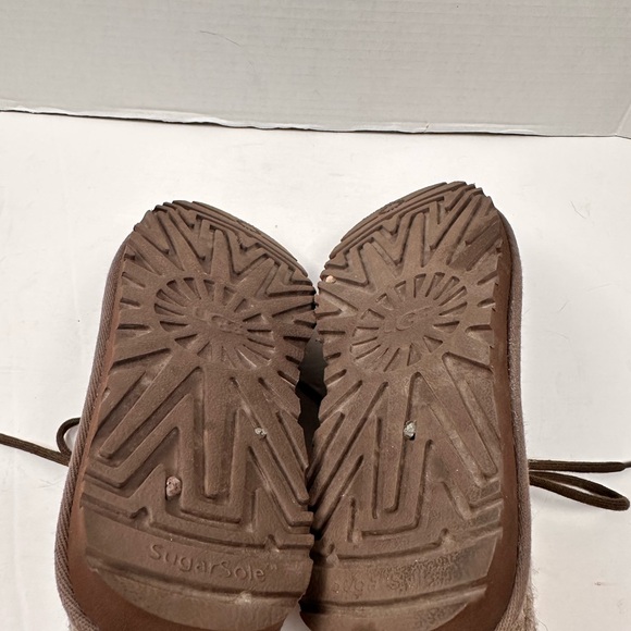 UGG Refelt Neumel Chukka Sz 7 - Picture 5 of 7